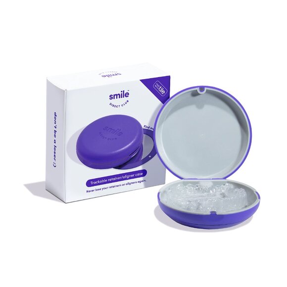 Tile™ + Smile Direct Club Trackable Aligner and Retainer Case Bluetooth Mirror - Picture 6 of 7